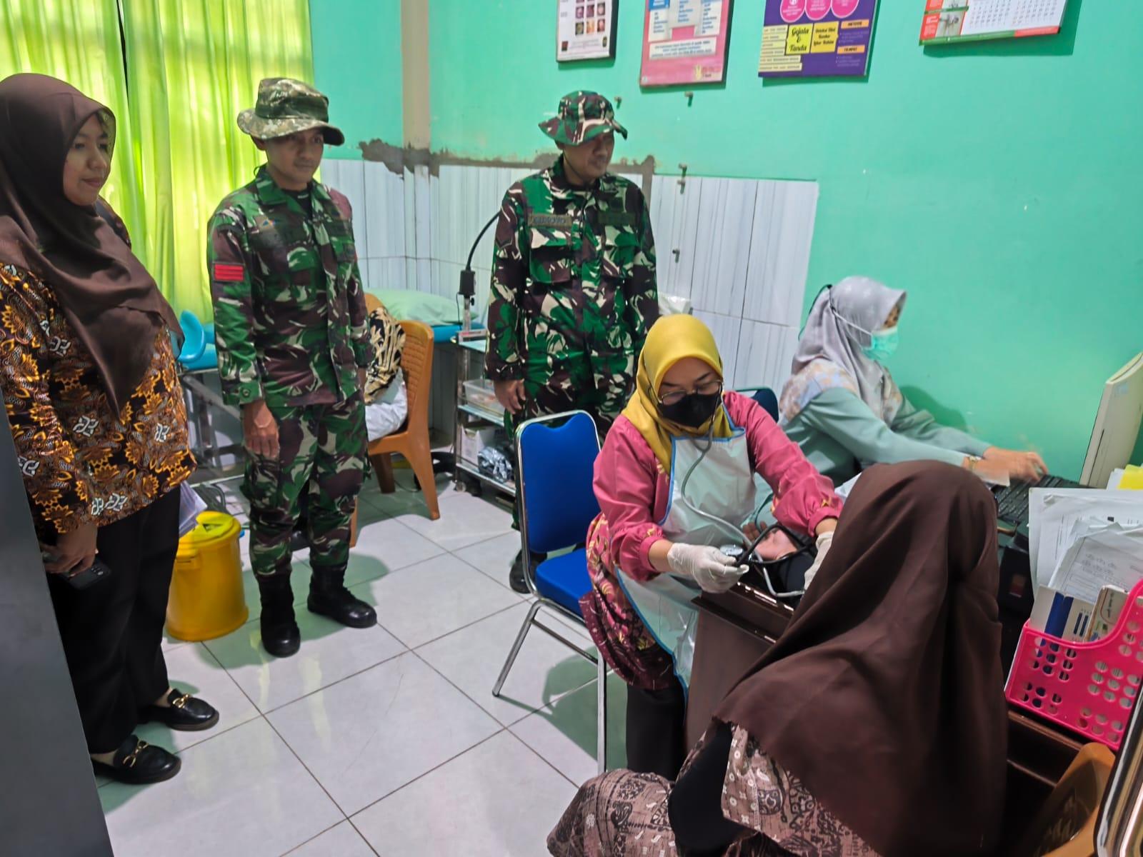 TMMD Peduli Kesehatan Warga Antusias Ikuti KB Implan
