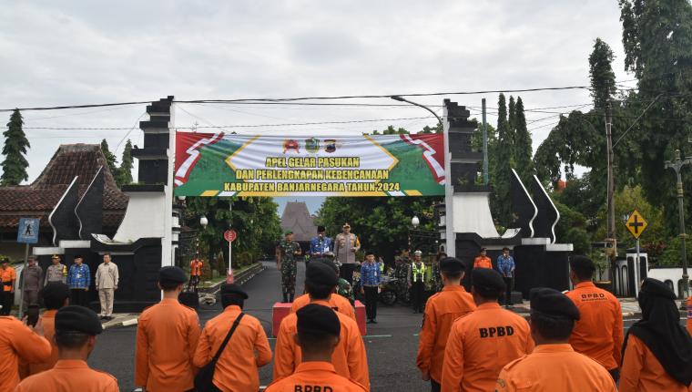 Apel Gelar Pasukan dan Perlengkapan Kebencanaan Kabupaten Banjarnegara Tahun 2024