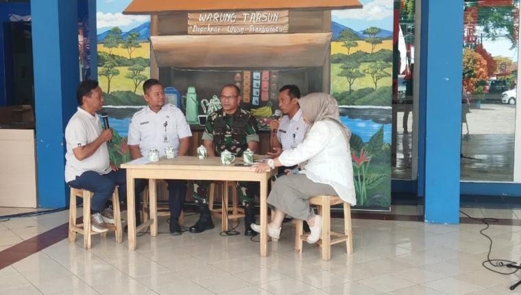 Gotong Royong Adalah Napas TNI Dandim Banjarnegara Gaungkan Semangat TMMD dari Studio RRI Purwokerto