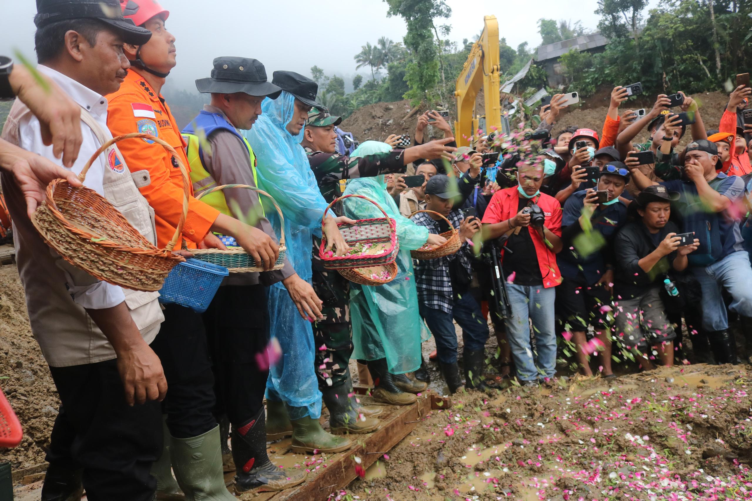Operasi Longsor Situkung Resmi Dihentikan