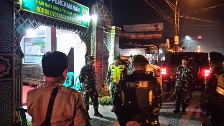 Dandim Banjarnegara Tinjau Pos Pengamanan Lebaran di Mrica Bawang
