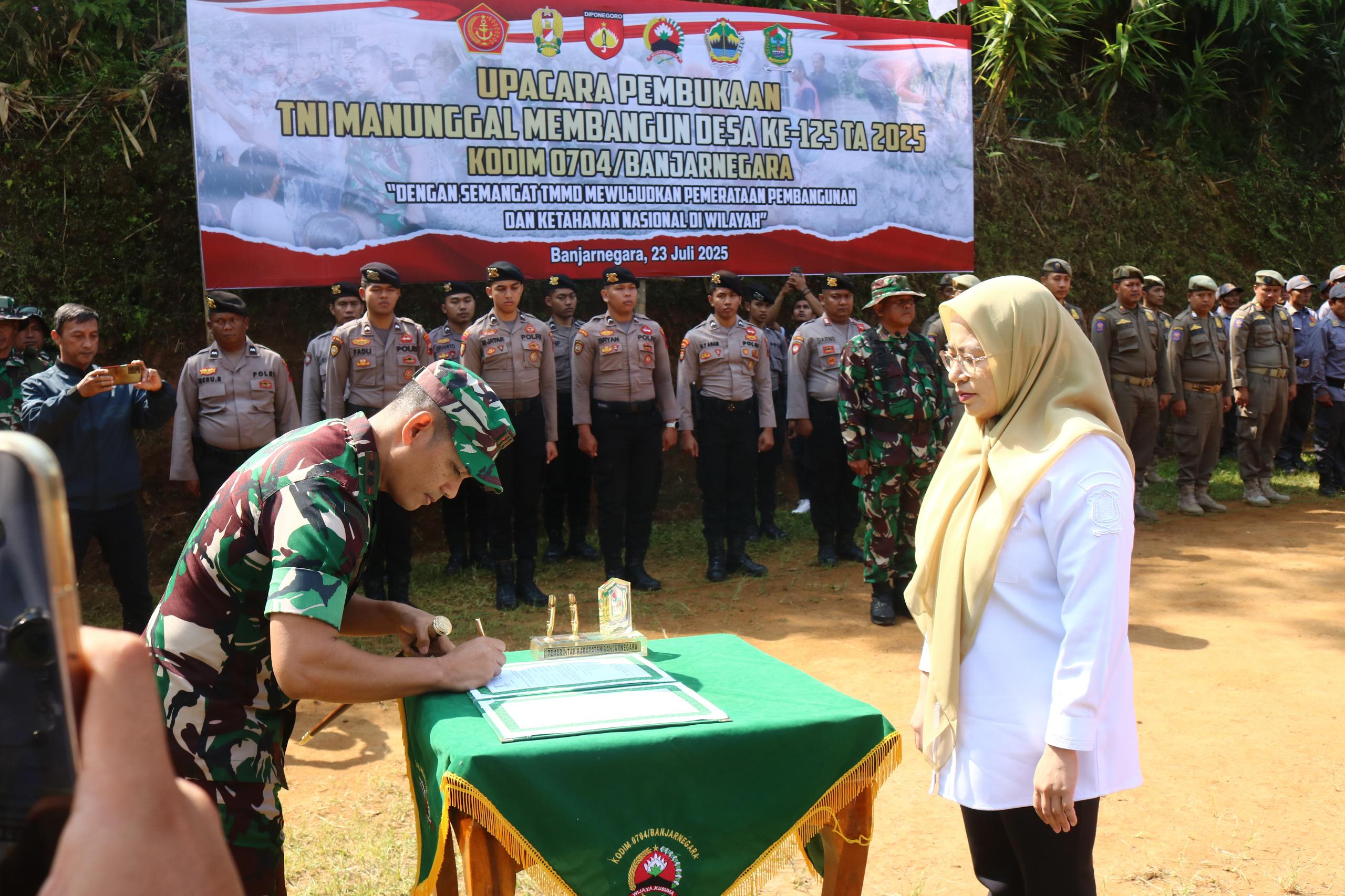 Sinergi TNI dan Pemerintah TMMD Sengkuyung Tahap III Resmi Dimulai